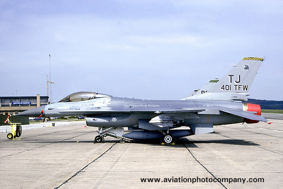 USAF 401 TFW General Dynamics F-16A Fighting Falcon 82-0954/TJ (1988)