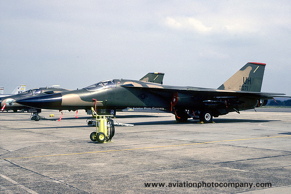 USAF 20 TFW 77 TFS General Dynamics F-111E Aardvark 68-0071/UH (1988)