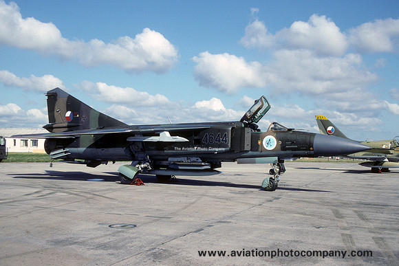 Czech Air Force Mikoyan MiG-23ML 4644 (1991)