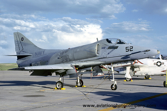 US Navy Fighter Weapons School Douglas A-4E Skyhawk 151033/52 (1985)