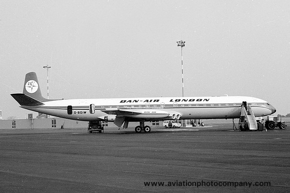 Dan Air London De Havilland Comet 4 G-BDIW (1976)