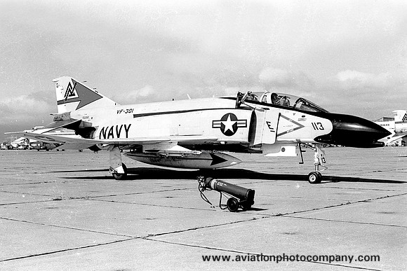 US Navy VF-301 McDonnell F-4B Phantom 152282/ND-113 (1975)