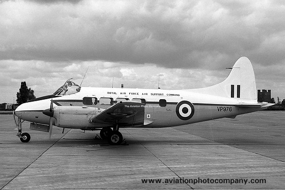 RAF 21 Squadron De Havilland Devon C.1 VP976 at RAF Coningsby (1969)
