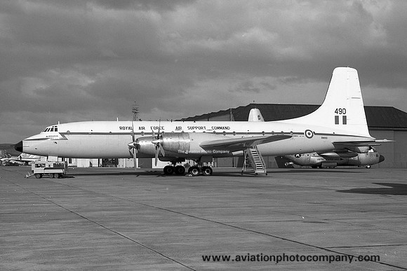 RAF 99/511 Squadron Bristol Britannia C.1 XM490 at RAF Leuchars (1969)