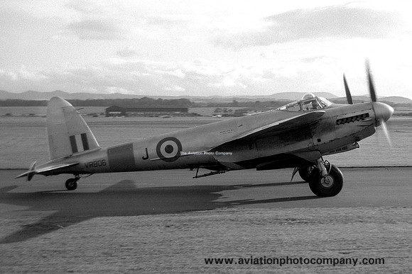 RAF THUM Flight De Havilland Mosquito TT.35 VR806/J (1958)