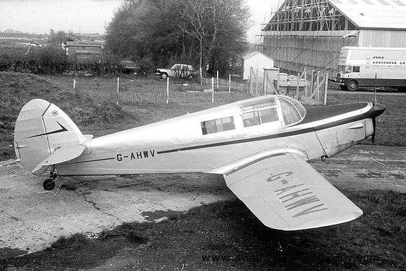Percival Proctor G-AHWV