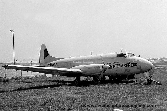 Midwest Charter Airborne Express De Havilland Riley Dove N906MW