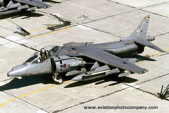 RAF 20 Squadron BAE Harrier GR.7 ZD354/21 at NAS Norfolk (1998)
