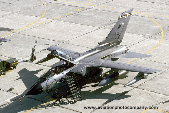 RAF 12 Squadron Panavia Tornado GR.1B ZA409/FQ (1998)