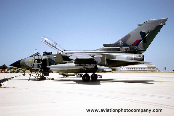 RAF SAOEU Panavia Tornado GR.1 ZD606/E (1998)