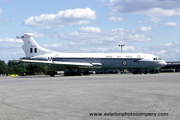 RAF 10 Squadron Vickers VC-10 C.1 XR806 stored at RAF Brize Norton (1998)