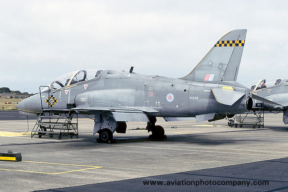 RAF 4 FTS (ex 100 Squadron) Hawker Siddeley Hawk T.1 XX228 (1998)