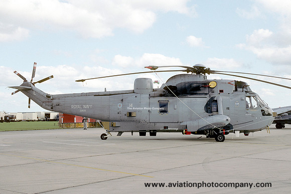 Royal Navy 820 Squadron Westland Sea King HAS.6 ZD633/L014 (1998)