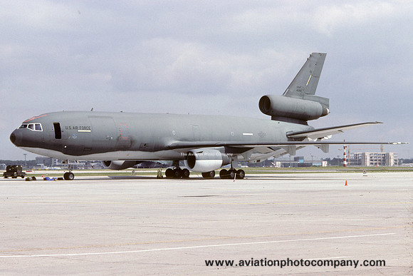 USAF 2 BW McDonnell Douglas KC-10A Extender 84-0188 (1989)
