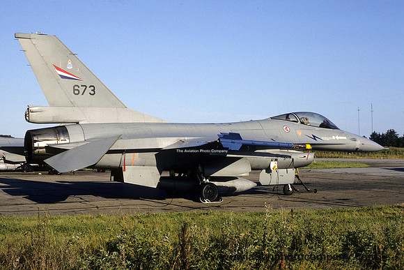 Norwegian Air Force 331 Skv GD F-16A Fighting Falcon 673 (1991)