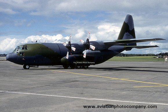 Canadian Air Force Lockheed CC-130H 130338 (1991)