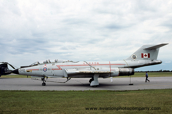 Canadian Air Force 416 Squadron McDonnell F-101B Voodoo 101010 displayed at Mountain View (1991)