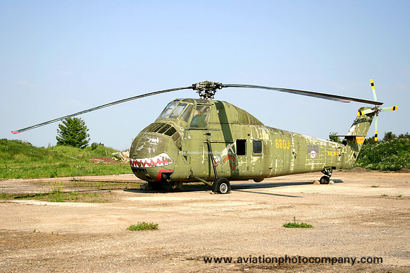 French Air Force Sikorsky H-34A SA-162 stored at Cambrai (2006)