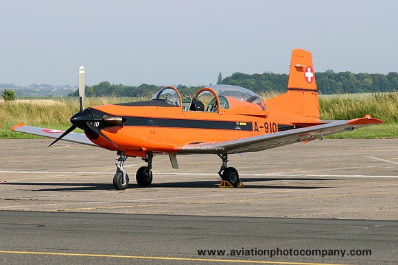 Swiss Air Force Pilatus PC-7 A-910 (2006)