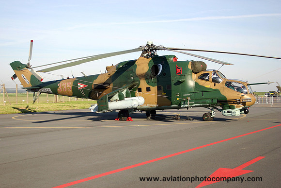 Hungarian Air Force 86 HE Mil Mi-24P Hind 335 (2006)