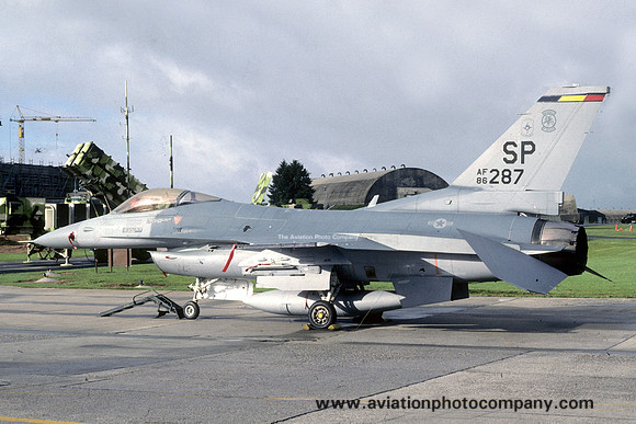 USAF 52 TFW 480 TFS GD F-16C Fighting Falcon 86-0287/SP (1988)