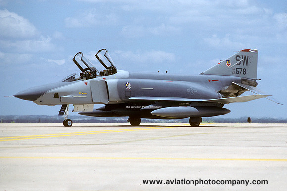 USAF 363 TFW 16 TRS McDonnell RF-4C Phantom 68-0578/SW (1988)