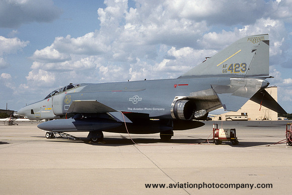 USAF Mississippi ANG 153 TRS McDonnell RF-4C Phantom 66-0423 (1988)