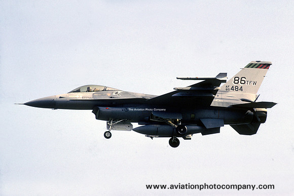 USAF 86 TFW GD F-16C Fighting Falcon 85-1484 (1988)