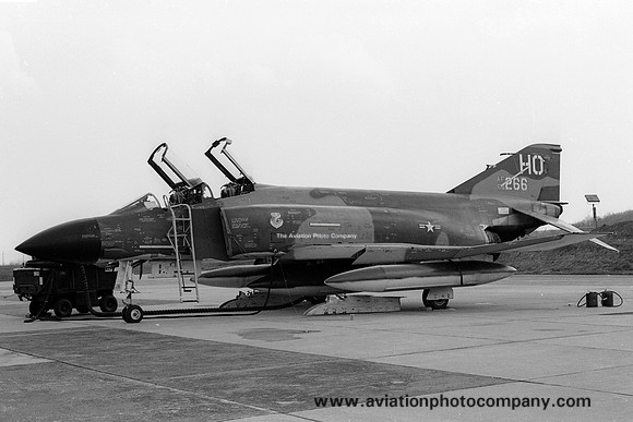 USAF 49 TFW McDonnell F-4D Phantom 66-0266/HO at RAF Lakenheath (1976)