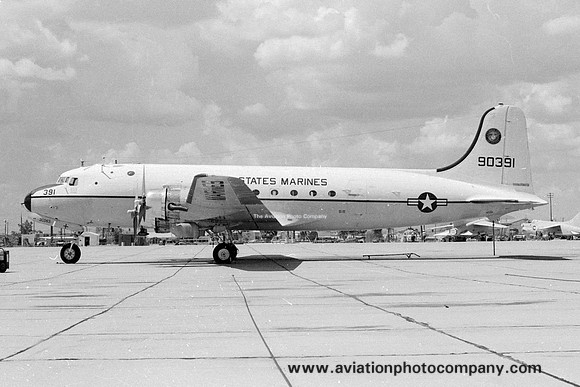 US Marines Headquarters Douglas C-54S Skymaster 90391 (1970)