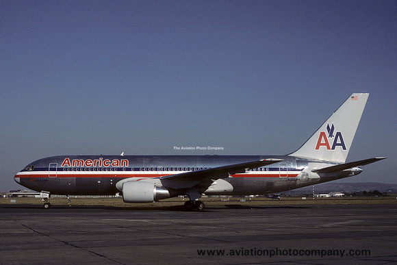 American Airlines Boeing 767-223(ER) N320AA (1986)