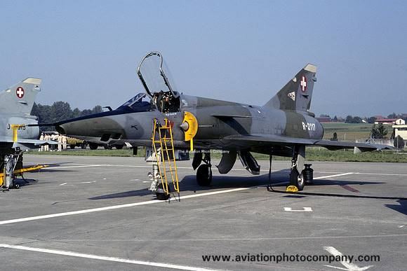 Swiss Air Force Dassault Mirage 3RS R-2117 (1991)
