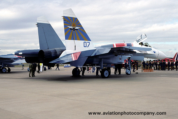 Soviet Air Force Russian Knights Sukhoi Su-27 "07" (1991)