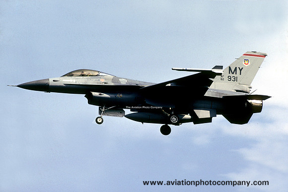 USAF 347 TFW 68 TFS GD F-16A Fighting Falcon 82-0931/MY (1988)