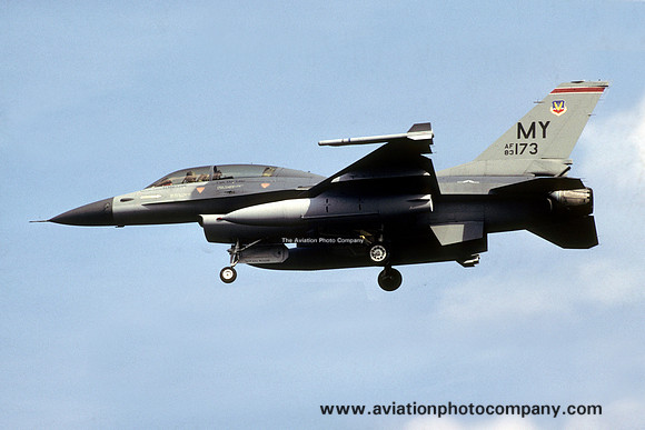 USAF 347 TFW 68 TFS GD F-16B Fighting Falcon 83-1173/MY (1988)