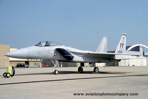 USAF 1 TFW 94 TFS McDonnell Douglas F-15C Eagle 81-0050/FF (1988)