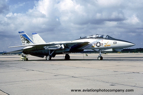 US Navy VF-143 Grumman F-14A Tomcat 162610/AG-101 (1988)