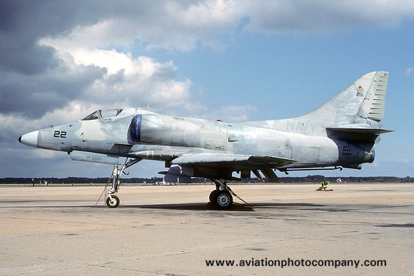 US Navy VF-43 Douglas A-4E Skyhawk 159473/22 (1988)