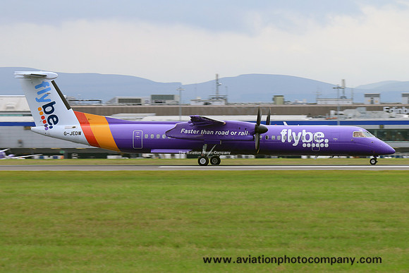 FlyBe DHC-8-400 G-JEDW at Edinburgh IAP (2017)