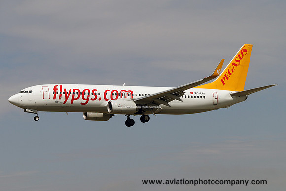 Pegasus Airlines Boeing 737-800 TC-CPI (2015)