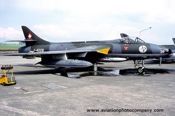 Swiss Air Force Patrouille Suisse Hawker Hunter F.58 J-4028 (1989)
