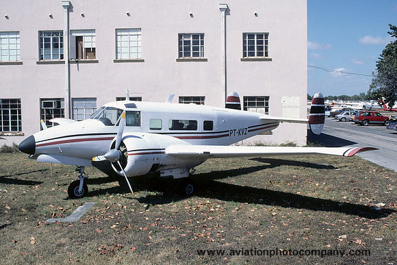 Beech H18 Tri-Gear PT-KVZ (1985)