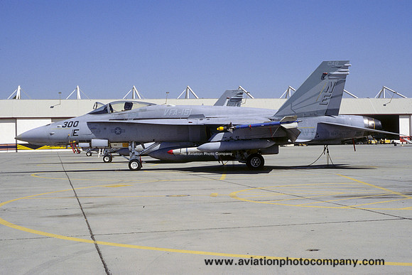 US Navy VFA-151 McDonnell Douglas F/A-18C Hornet 164718/NE-300 (2000)