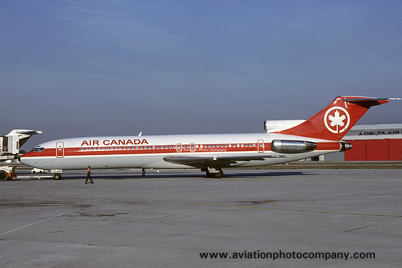 Air Canada Boeing 727-233 C-GAAX (1986)