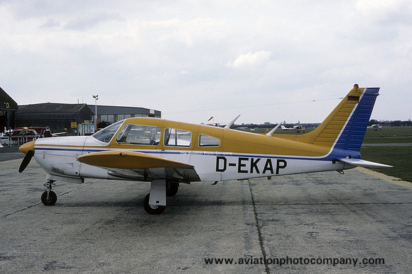 Piper PA-28R-200 Cherokee Arrow II D-EKAP (1986)
