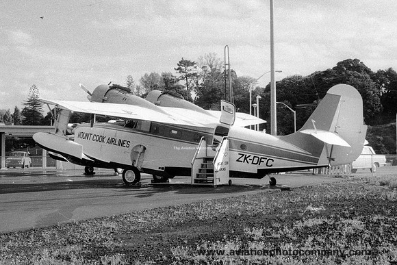 Mount Cook Airlines Grumman Goose ZK-DFC (1976)