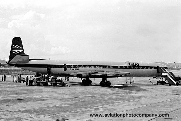 British European Airways De Havilland Comet 4 G-APMF at RAF Luqa (1969)