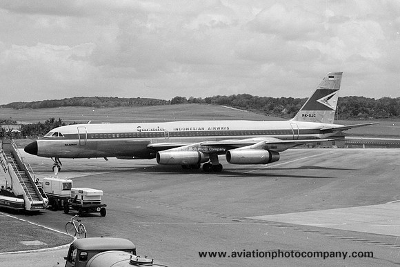 Garuda Indonesian Airways Convair 990 PK-GJC (1967)