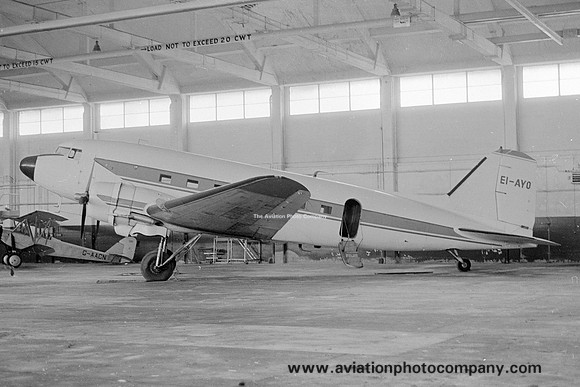 Douglas DC-3A EI-AYO (1980)