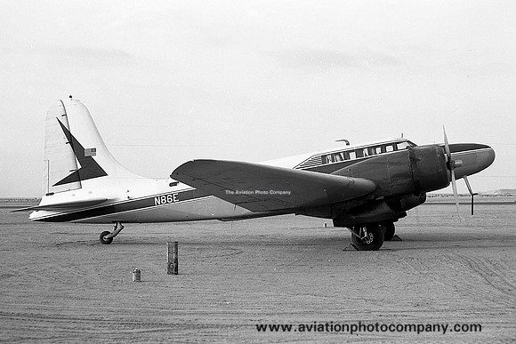 Douglas B-23 Dragon (UC-67) N86E (1967)